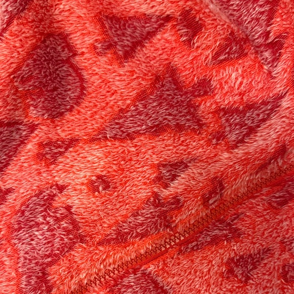 Bearpaw Cozy Red woman’s  One Piece - Picture 3 of 7